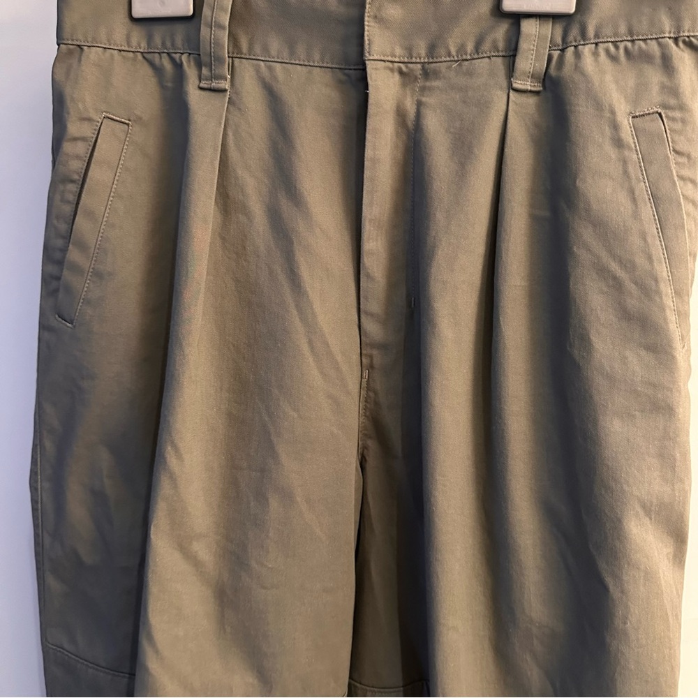 UNIQLO U Pleated Jogger Pants  army green sz 8 - Picture 7 of 11